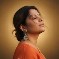 Manali Patel - Founder & Lead Beauty Editor